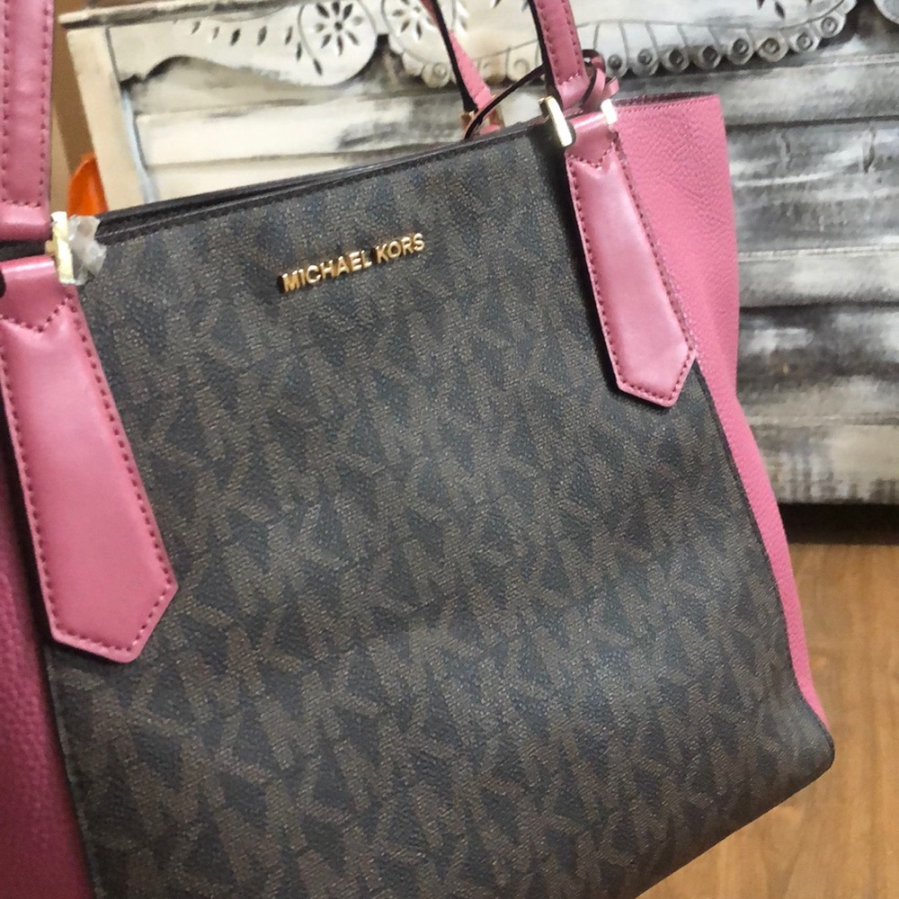 Purse - Picture 3 of 6